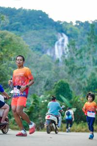 BIB: 8127, 500, 8123
                            <button type="button" onclick="openModal(18881469)" class="btn btn-primary btn-sm float-right btn-popup" data-toggle="modal" data-target=".modal-high-quality">
                        <i class="fas fa-shopping-cart"></i> Add to Cart
                    </button>
                                            <button type="button" onclick="isThisMe(18881469, true)" class="btn btn-success btn-sm float-right btn-popup btn-isme hidden" data-toggle="tooltip" data-placement="bottom" title="นี่คือรูปของคุณใช่ไหม คลิกที่นี่เพื่อเอาเข้าอัลบั้ม">
                        <i class="fas fa-plus"></i> Add to album
                    </button>
                    <button type="button" onclick="isThisMe(18881469, false)" class="btn btn-warning btn-sm float-right btn-popup btn-isnotme hidden">
                        <i class="fas fa-ban"></i> Remove from album
                    </button>